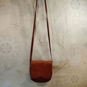 Chic Embossed Crossbody Bag in Rich Brown
